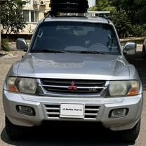 Mitsubishi Montero 3.5 AT, 2000, битый, 155 000 км, с пробегом, цена 660 000 руб.