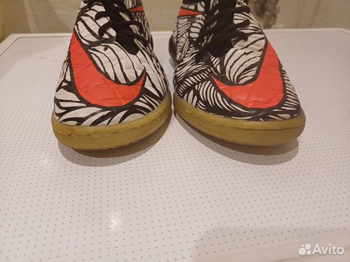 Спорт Nike футзалки/ бутсы