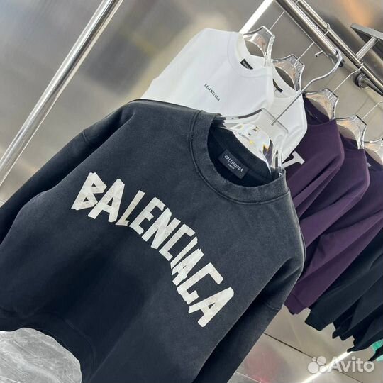 Balenciaga свитшот