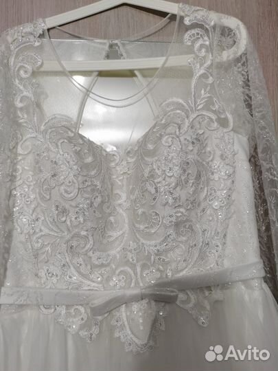 Свадебное платье