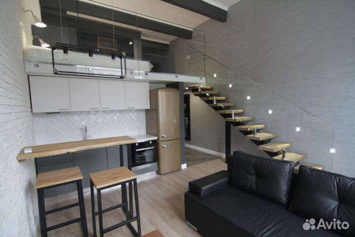 Лестница на металлокаркасе