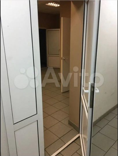 Торговое или офисное помещение, 72 м²