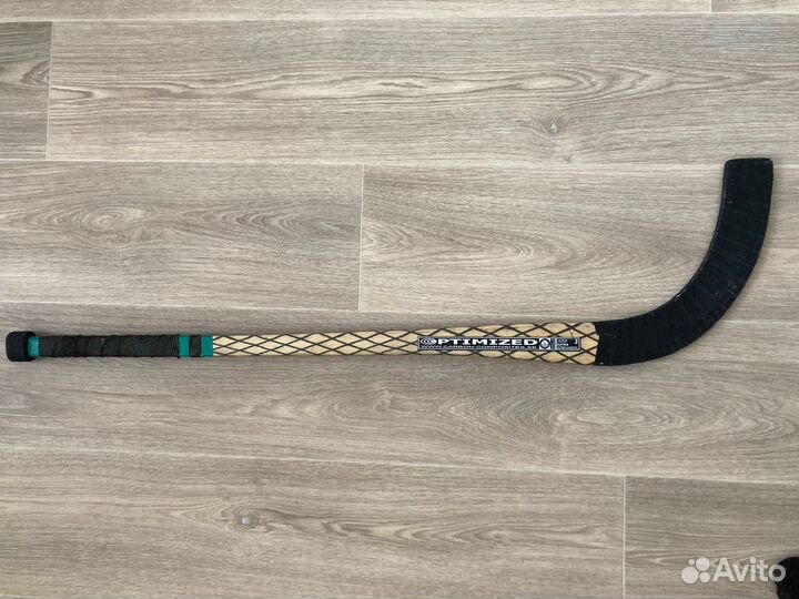 Клюшка хоккейная