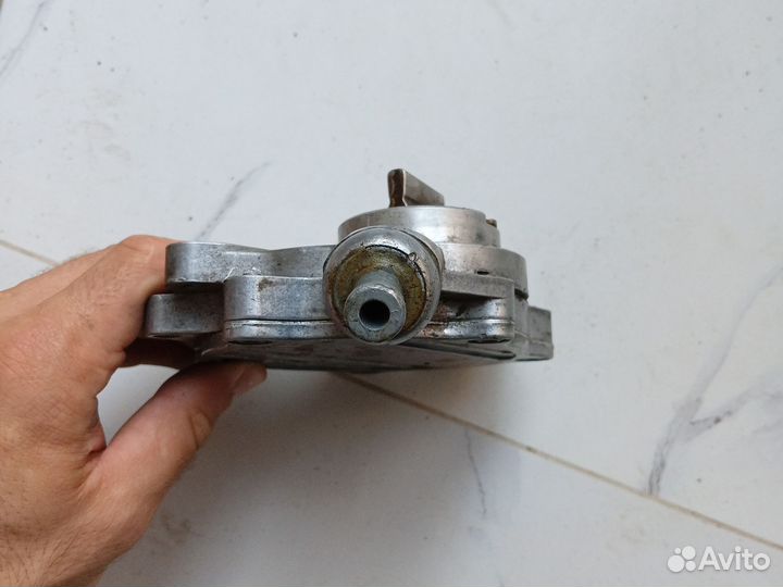 Вакуумный насос bmw