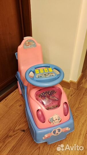 Машинка-каталка