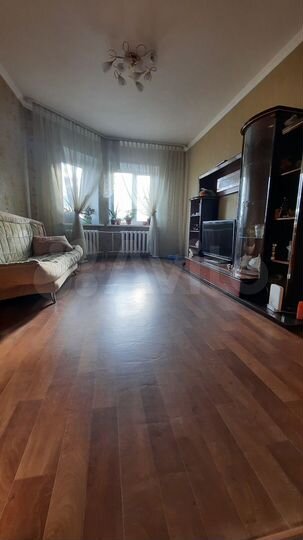 3-к. квартира, 68 м², 9/9 эт.
