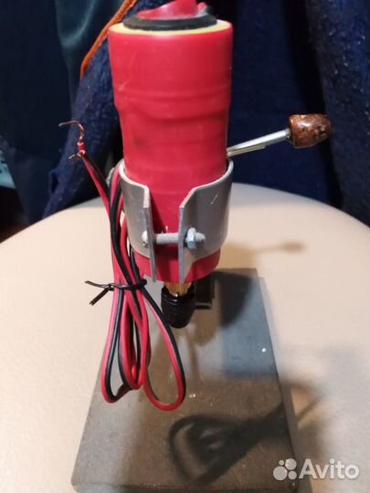 Мини дрель с патроном