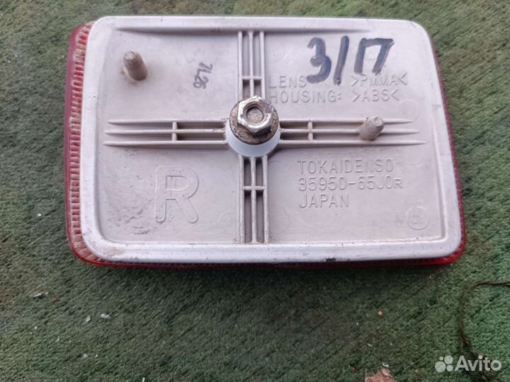 Катафот бампера правый Сузуки Гранд витара 2008 г