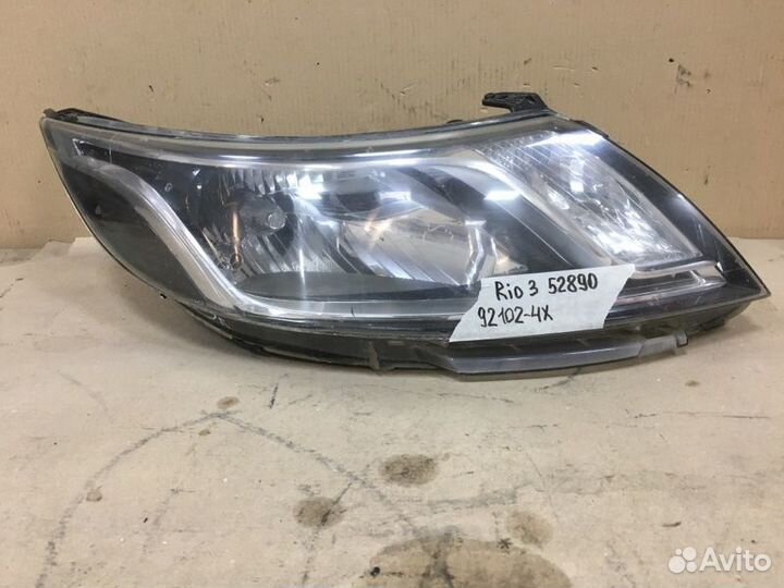 Фара передняя правая Kia Rio 3 2011-2015