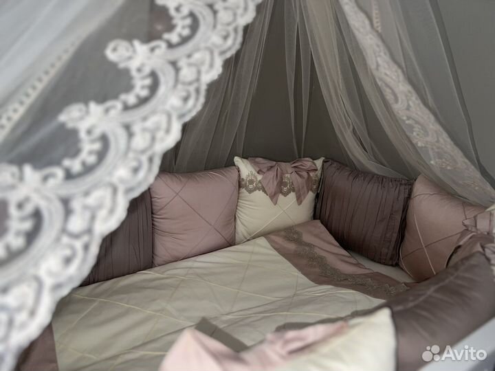 Комплект в кроватку, бортики