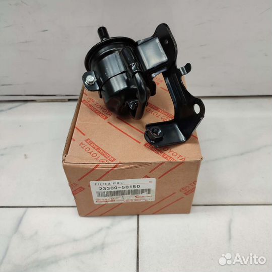 Фильтр топливный Toyota Land Cruiser 200