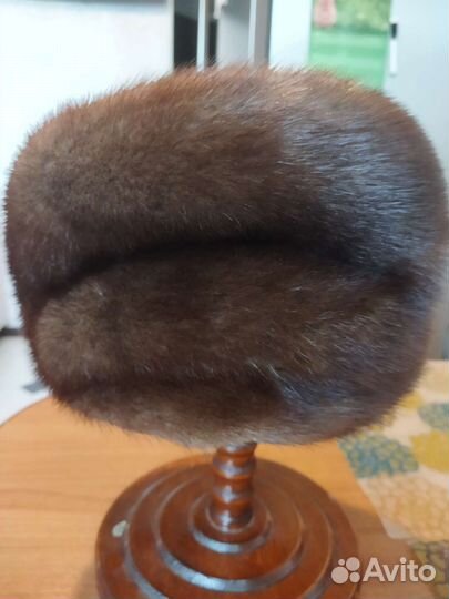 Женские берет шапки