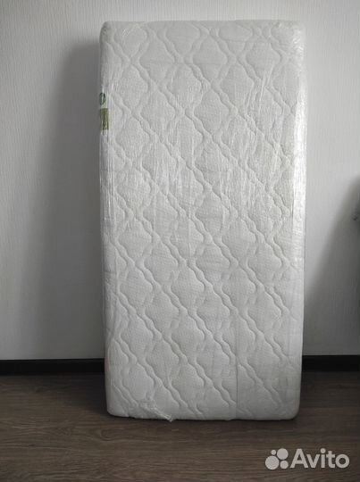 Матрас детский Кроватка и Наматрасник