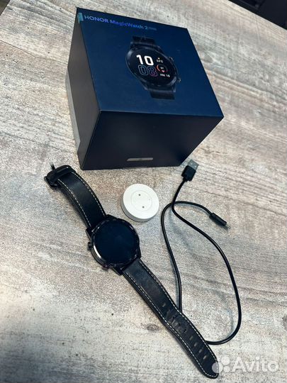 Смарт-часы Honor MagicWatch 2