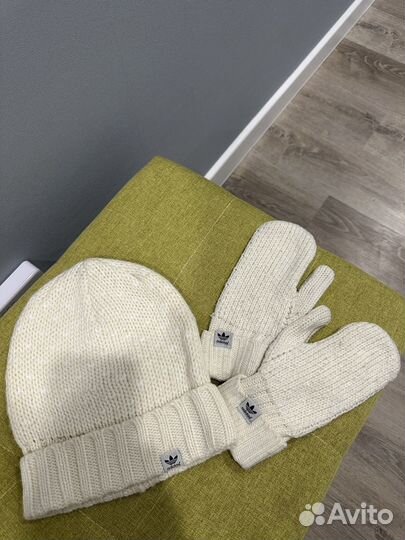 Набор шапка и варежки adidas