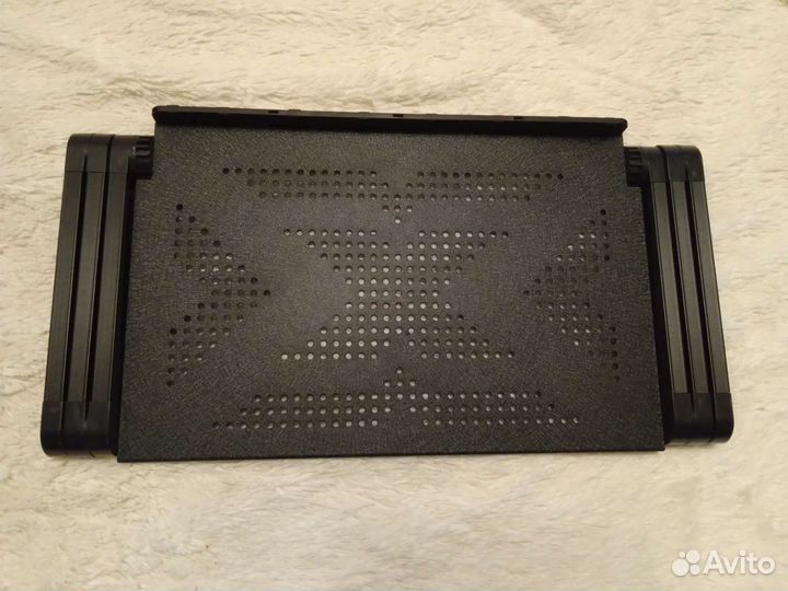 Столик для ноутбука