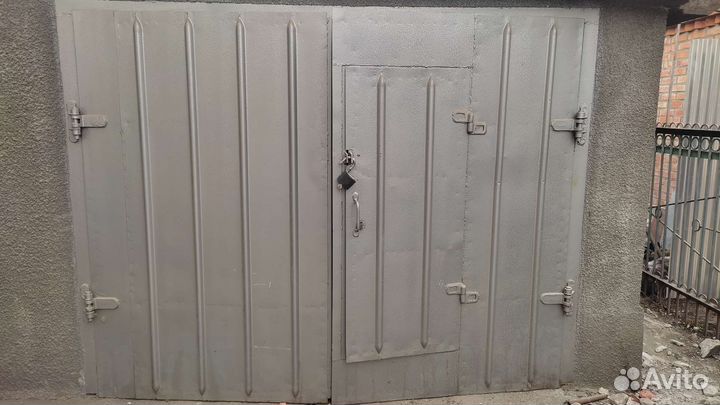 Ворота гаражные железные