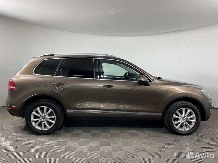 Volkswagen Touareg, 2011