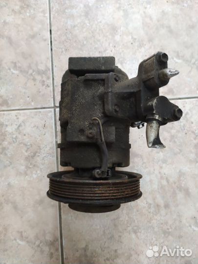 Компрессор кондиционера Toyota Avensis 3zzfe 2003