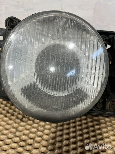 Фара правая bmw e34