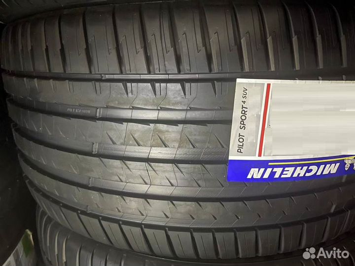 Michelin Pilot Sport 4 SUV 255/40 R21 и 285/35 R21