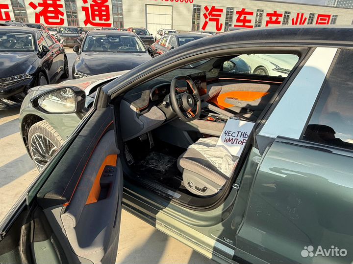 Zeekr 001 788 л.с. AT, 2024, 15 км