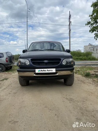 Ford Explorer 4.0 МТ, 1996, 350 000 км