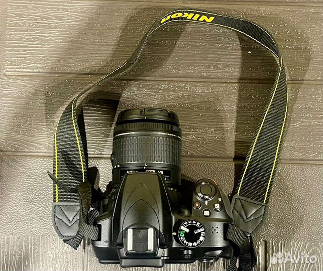 Nikon D3400 kit 18-55 AF-P G VR пробег 4000 кадров