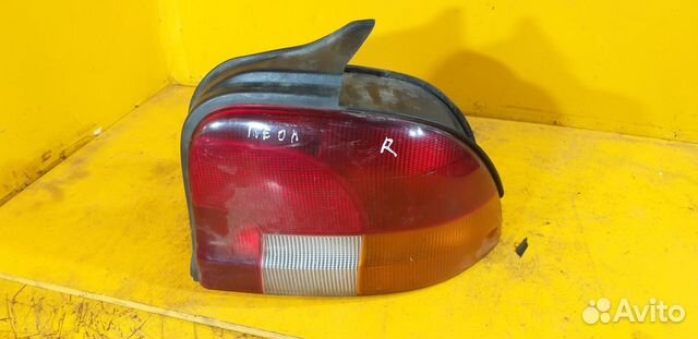 Фонарь задний правый для Dodge Neon