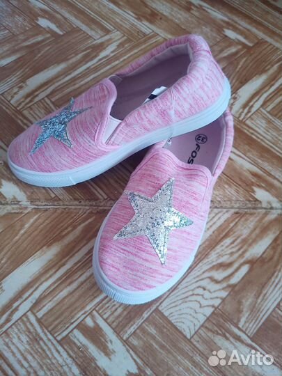 Кеды новые для девочки 32 размер