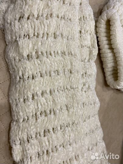 Комплектик Берет и шарф вязанные