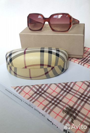 Новые фирменные солнцезащитные очки