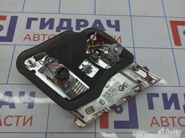 Фонарь задний внутренний левый BMW 7-Series (F02) 63217182205
