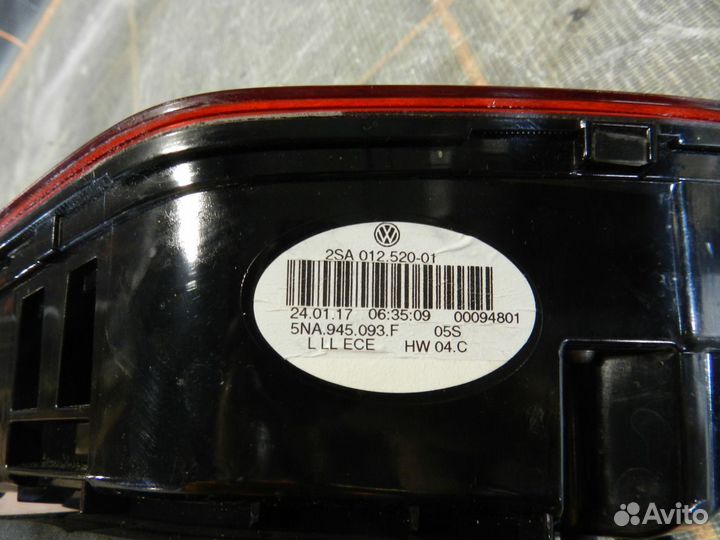 Фонарь внутренний левый - Volkswagen Tiguan