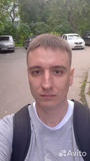Менеджер по продажам