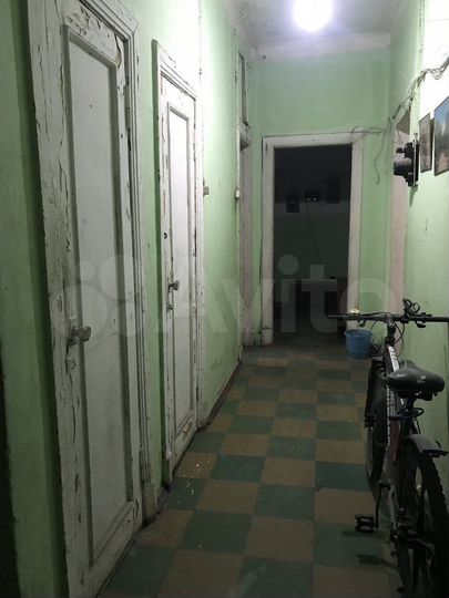 Комната 21 м² в 4-к., 1/5 эт.