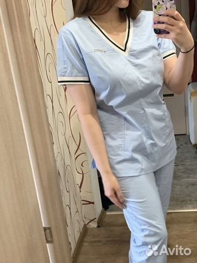 Медицинский костюм