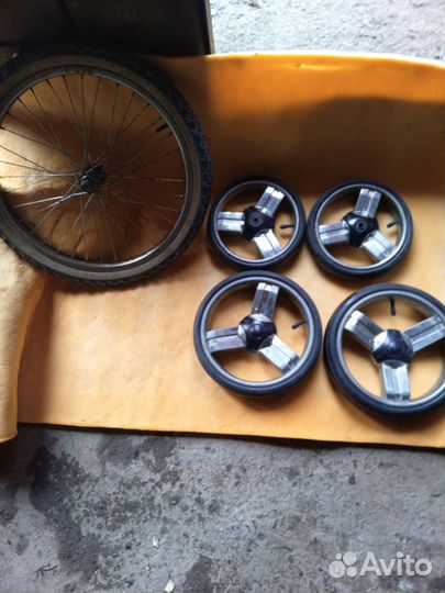 Колеса от коляски