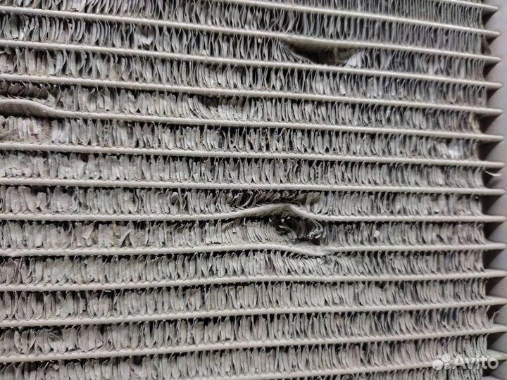 Радиатор кондиционера Renault Duster 2010