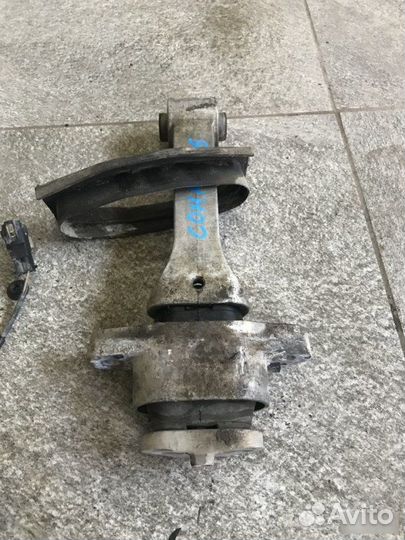 Опора двигателя Hyundai Sonata 6