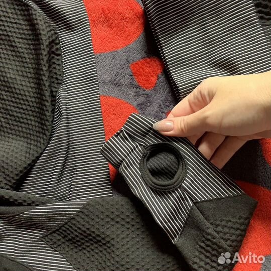 Спортивный костюм женский