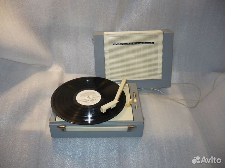 Проигрыватель любых пластинок Концертный-3 (СССР)