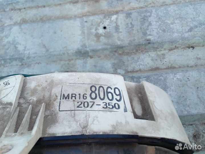 Панель приборов Mitsubishi Lancer 5 88-91