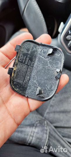 Заглушка в передний бампер