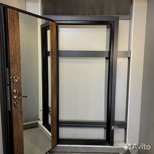 Дверь входная