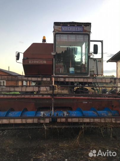 Комбайн Енисей Енисей-1200, 1991