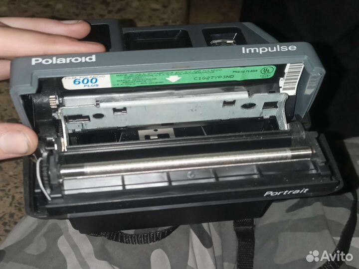 Polaroid impulse 600
