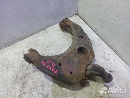 Рычаг передний правый нижний