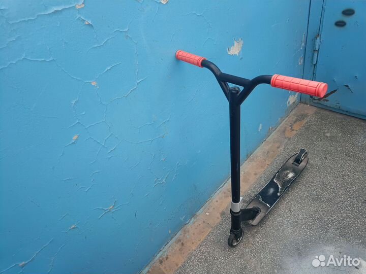 Трюковой самокат