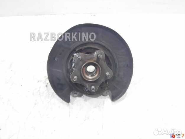 Кулак задний правый 430181BA0B